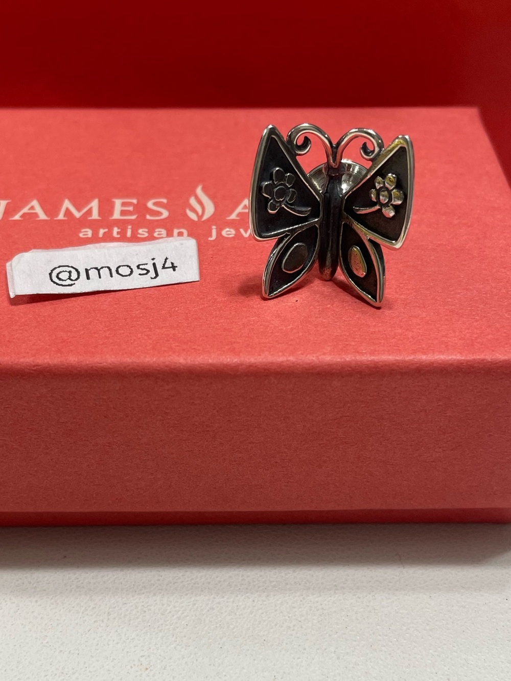 Retired James Avery Mariposa Lapel Pin/Tie Tac